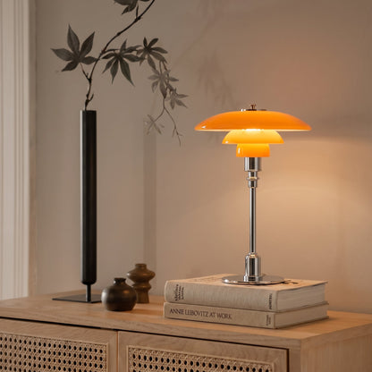Tanskalainen Design-pöytävalaisin